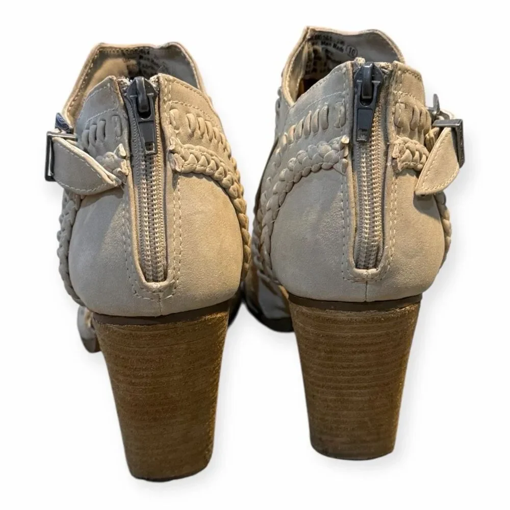 NOT RATED Women’s Cream Cutout Western Boho Ankle Booties Size 10 - Picture 6 of 9
